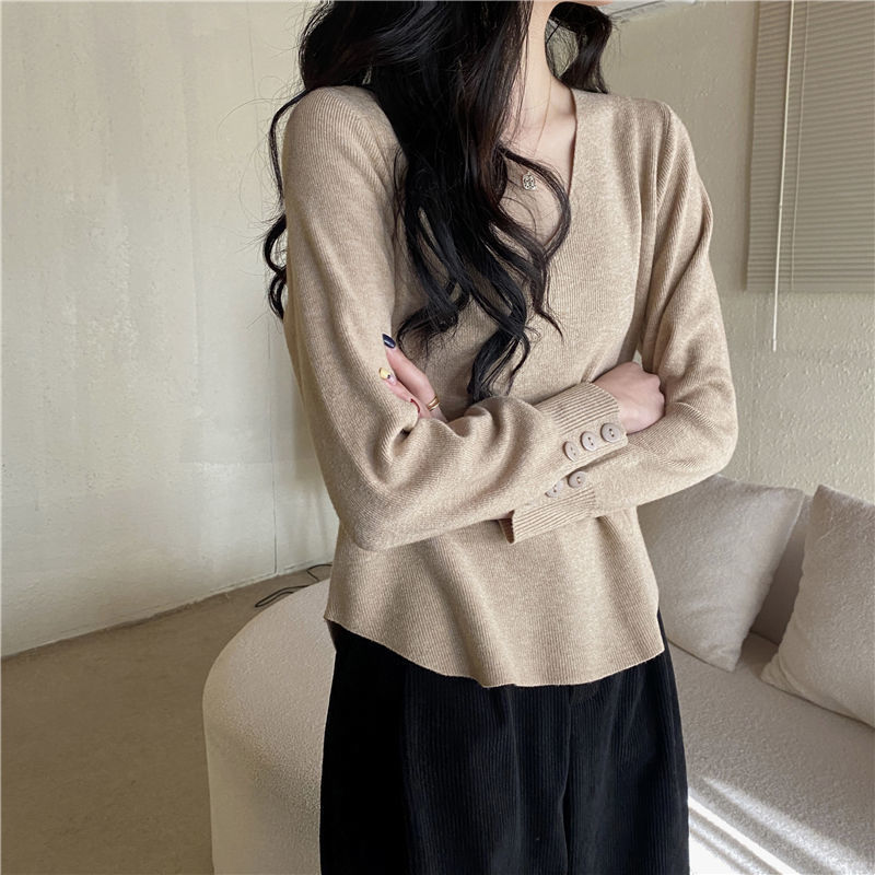 All-match V-neck Long-sleeved Bottoming Sweater For Women