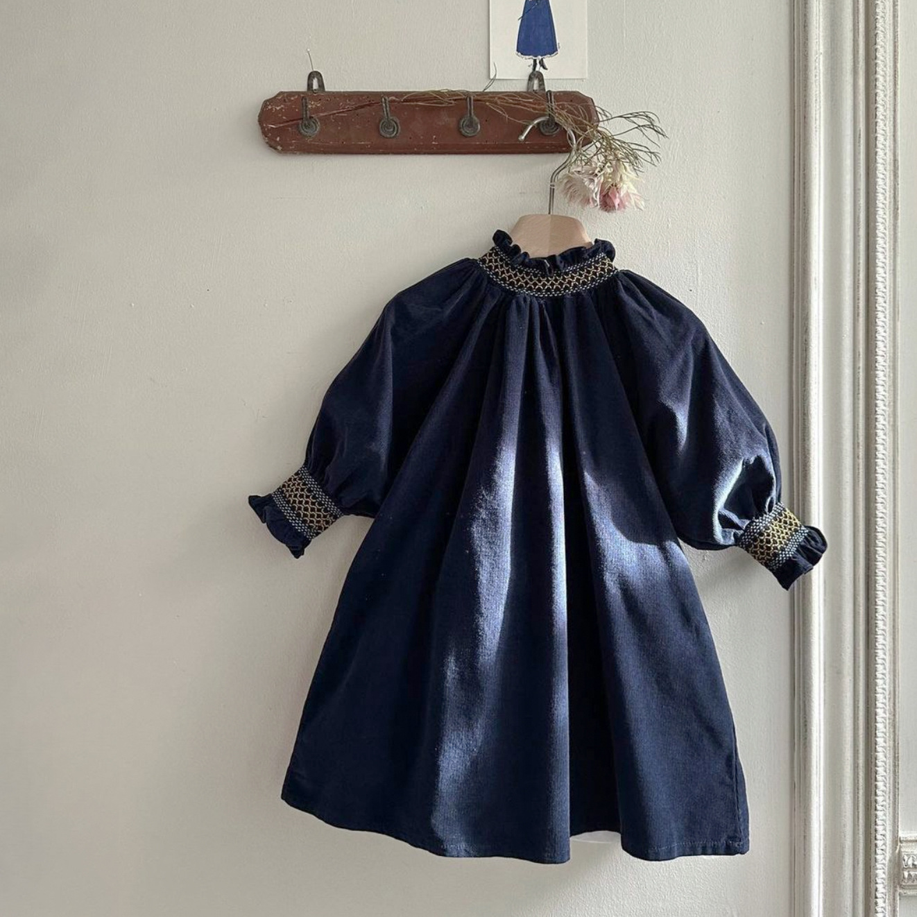 Girls' Fashion Elegance Retro Bud Velvet Dress