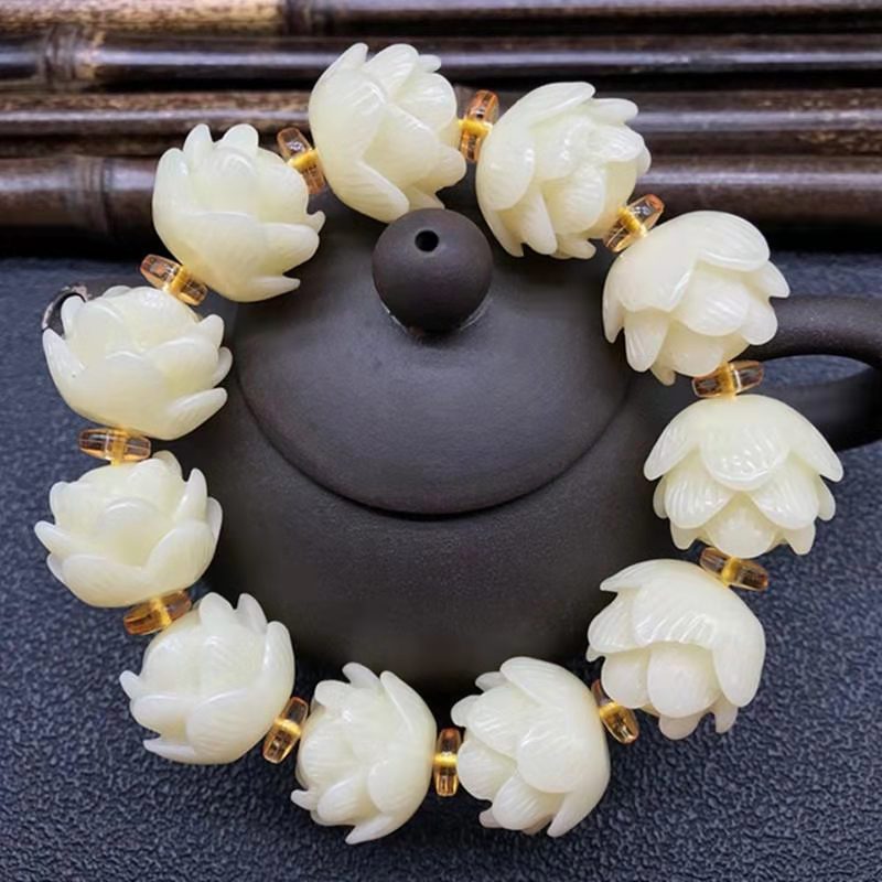 Knot Bracelet Ornament White Three-layer Lotus Single Ring Beads