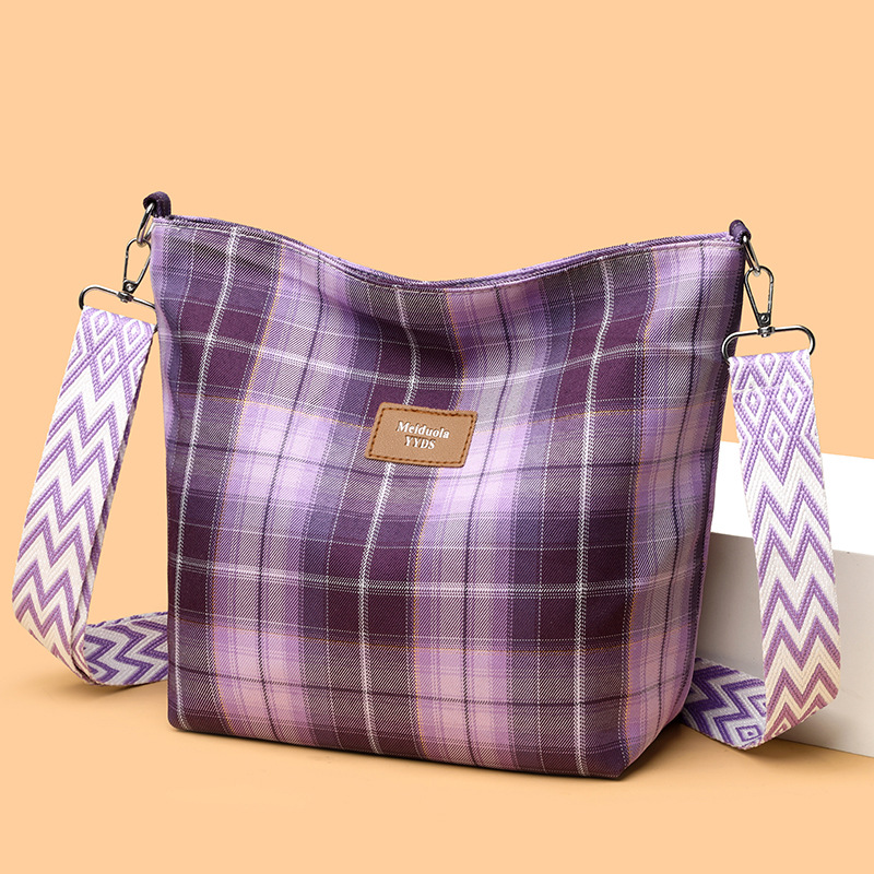 Large Capacity Contrast Color Check One-shoulder Versatile Commuter