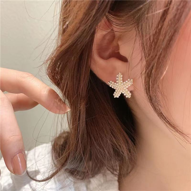 Sea Star Ear Studs Female Delicate Earrings Design