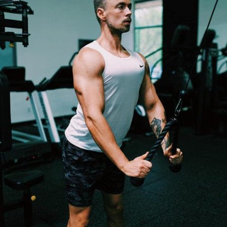Multi-functional Power Cage Home Adjustable Pullup Squat Rack Capacity