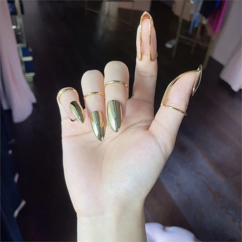 Unique Exaggerated Advanced Metal Fingernail Cap Ring