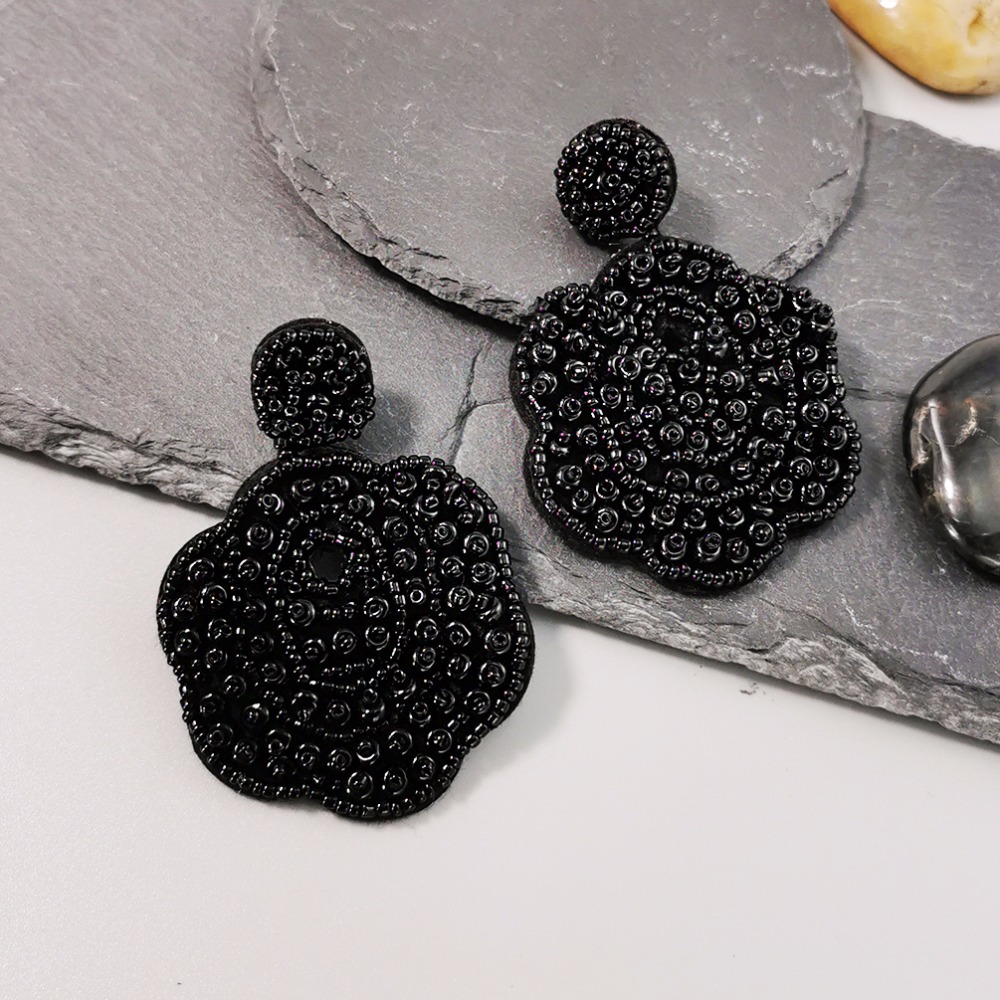 Women's Handicraft Bead Flower Earrings