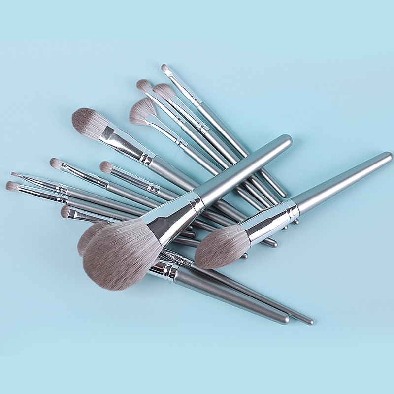 New 14 Piece Wooden Handle Makeup Brush Set Tools