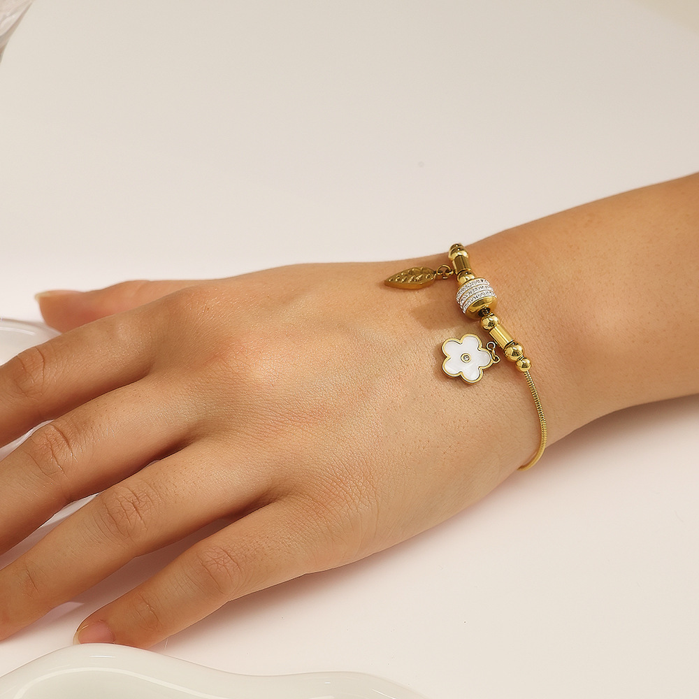 Stainless Steel Bracelet Parthenocissus Grass Vacuum Plating Titanium