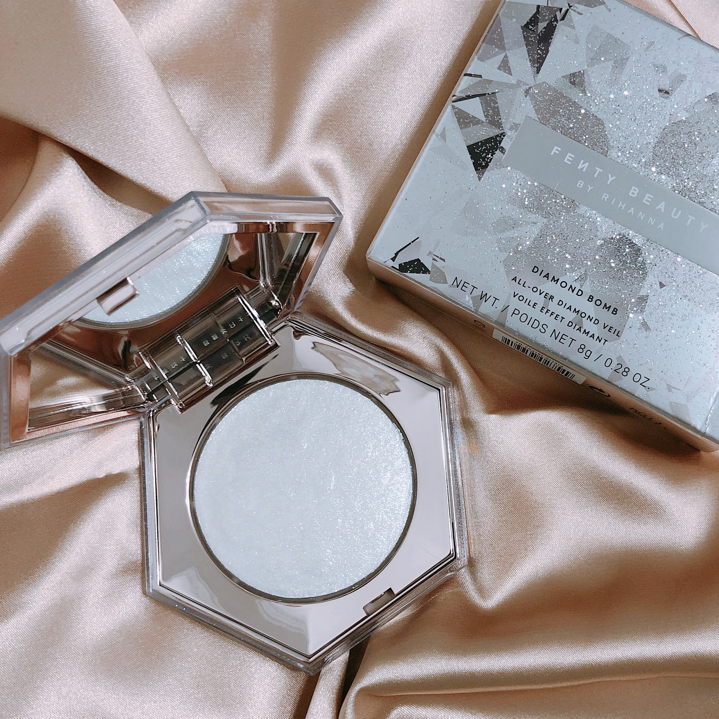 Fenty Beauty Diamond Bomb High Gloss Powder
