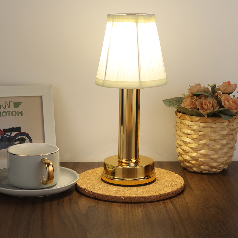 LED Rechargeable Desk Lamp Eye Protection Atmosphere