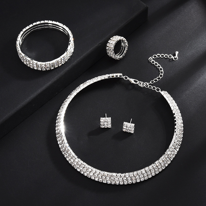 Exaggerated Claw Diamond Beaded Four-piece Set Multilayer Necklace